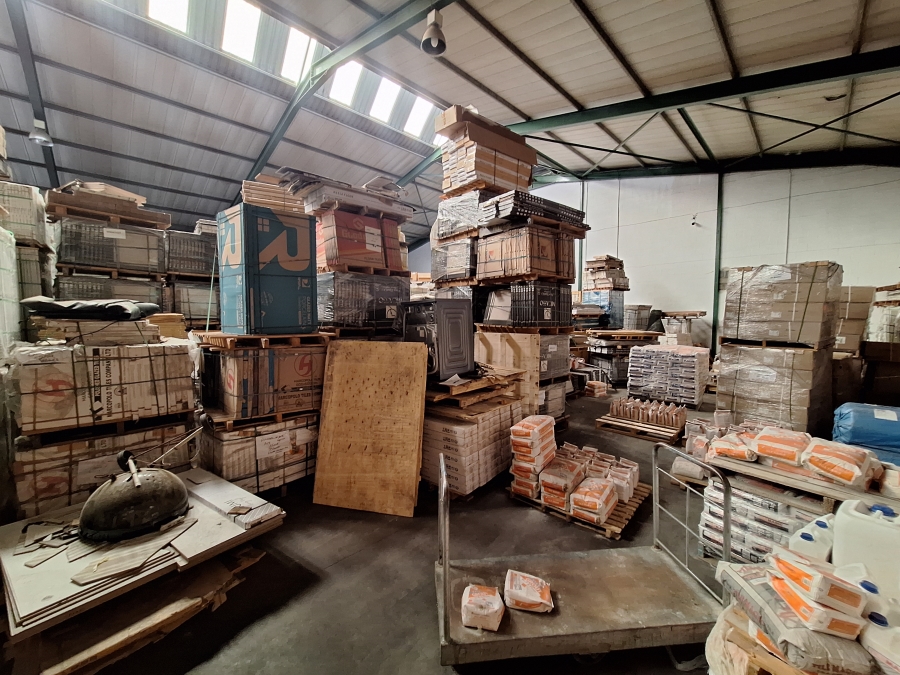 To Let commercial Property for Rent in Killarney Gardens Western Cape